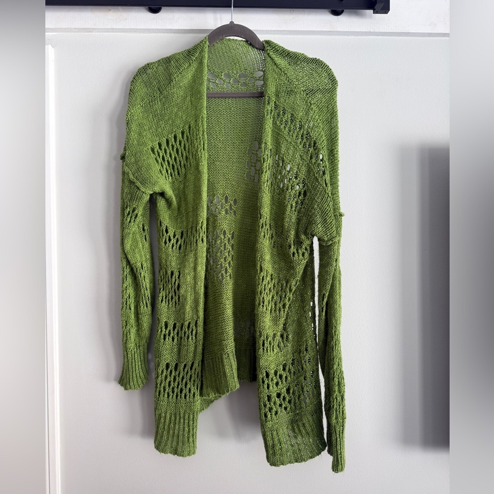 Green Open-Knit Cardigan – Lightweight & Boho Chic - Picture 2 of 4